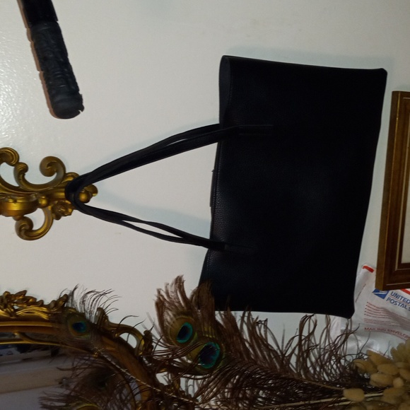 Vince Camuto vegan leather black and grey tote bag super soft. - Picture 3 of 4